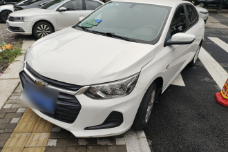 雪佛兰 科沃兹 2020款 320 手动欣享版