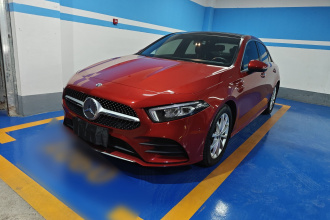 奔驰A级 2019款 A 200 L 运动轿车