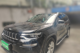 Jeep 指挥官 2018款 2.0T 两驱进享版 国VI