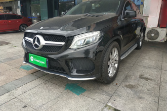 奔驰GLE轿跑 2017款 GLE 320 4MATIC 轿跑SUV