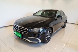 奔驰E级新能源 2022款 改款三 E 350 e L 插电式混合动力运动轿车