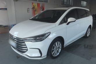 比亚迪 宋MAX 2021款 升级版 1.5T 手动豪华型 7座