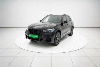 宝马X5 2022款 改款 xDrive 30Li 尊享型M运动套装