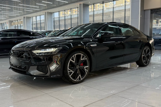 奥迪A7L 2025款 45 TFSI quattro 黑武士版