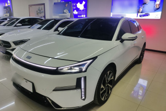 吉利银河 银河L6 2023款 125km 星舰