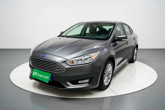 福特 福克斯 2015款 三厢 EcoBoost 180 自动旗舰型