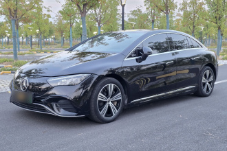 奔驰EQE 2022款 350 豪华版