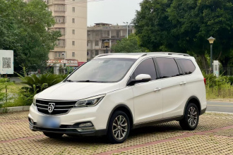 宝骏730 2017款 1.8L iAMT尊享型 7座