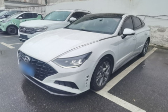现代 索纳塔 2020款 270TGDi DCT GLS精英版
