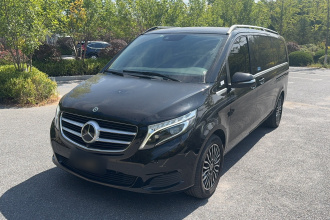 奔驰V级 2018款 V 260 L 尊贵加长版 国V