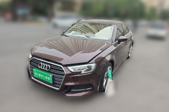 奥迪A3 2018款 30周年年型 Limousine 35 TFSI 时尚型