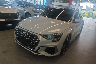 奥迪A3 2024款 A3L Limousine 35 TFSI 时尚运动型