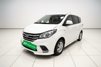 上汽大通MAXUS 大通G10 2022款 2.0T 自动精英版 汽油 7座