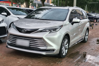 丰田 赛那SIENNA 2024款 2.5L混动 铂金版