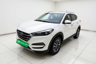 现代 途胜 2015款 1.6T 双离合两驱智能型