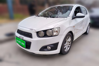 雪佛兰 爱唯欧 2011款 两厢 1.6L AT SX