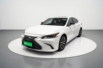 雷克萨斯ES 2022款 300h 卓越版