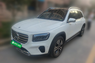 奔驰GLB 2024款 GLB 220 动感型