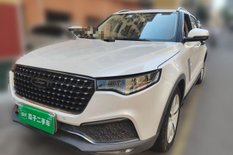 众泰T700 2017款 1.8T 双离合尊贵型
