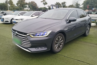 比亚迪 秦Pro新能源 2019款 DM 超能版 1.5TI 自动智联劲炫型 国VI