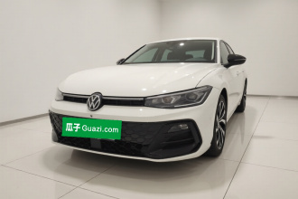 大众 帕萨特 2025款 Pro 380TSI 星空龙运版