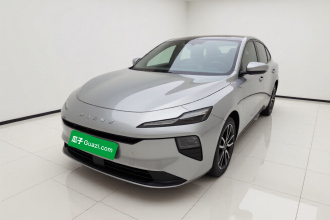 荣威D6 2025款 450km 尊享版