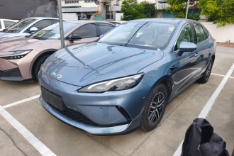 比亚迪 海豹05 DM-i 2025款 DM-i 智驾版 120KM旗舰型