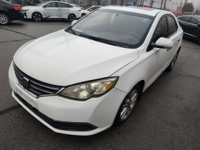 荣威360 2015款 1.5L 自动豪华版