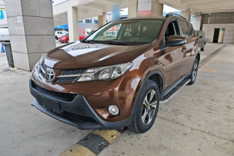 丰田 RAV4荣放 2015款 2.0L CVT两驱风尚版