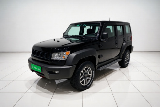 北京越野 北京BJ40 2018款 40L 2.0T 手动柴油四驱尊贵版