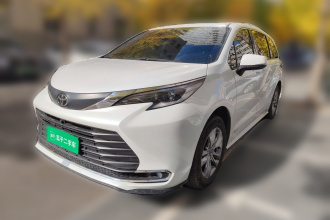丰田 赛那SIENNA 2024款 2.5L混动 舒适版