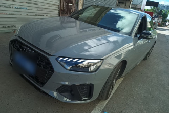 奥迪A4L 2024款 45 TFSI quattro 臻选动感型