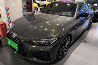 宝马4系 2022款 改款二 430i M运动曜夜套装