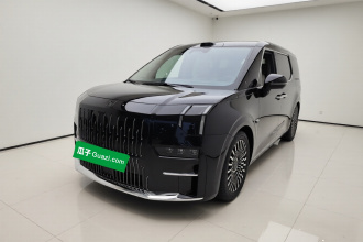 极氪009 2024款 六座行政版四驱 108kWh