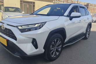 丰田 RAV4荣放 2023款 2.0L CVT两驱风尚Plus版