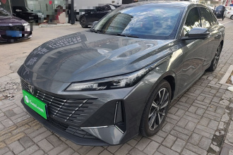 长安 逸动 2024款 1.5T GDI自动 尊贵型