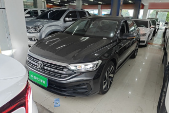 大众 速腾 2025款 改款二 300TSI DSG超越版