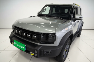 捷途旅行者 2023款 2.0T 四驱穿越PRO