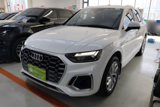 奥迪Q5L 2022款 改款 40T 豪华动感型