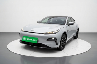 吉利银河 银河星耀8 2025款 130km EM-i 旗舰版