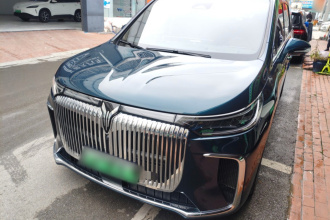 岚图汽车 岚图梦想家 2025款 PHEV 四驱尊贵鲲鹏版