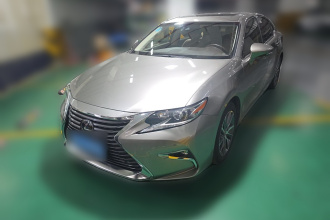 雷克萨斯ES 2017款 300h Mark Levinson舒适版