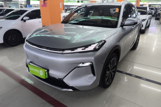 吉利银河 银河星舰7 EM-i 2025款 120km 领航版