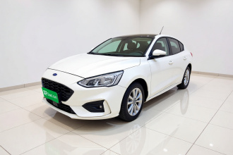 福特 福克斯 2020款 三厢 EcoBoost 180 自动锋潮型