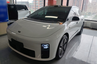 理想汽车 理想i6 2025款 两驱标准版