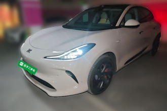 智己汽车 智己LS6 2025款 超强性能灵蜥智享版