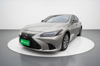 雷克萨斯ES 2025款 200 臻享版