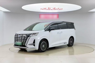 腾势D9 2022款 DM-i 970 四驱旗舰型