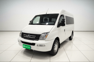 上汽大通MAXUS 新途V80 2023款 2.0T 手动经典傲运通长轴中顶6/7/8/9座