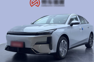 吉利银河 银河L6 2025款 EM-i 140km 探索+版